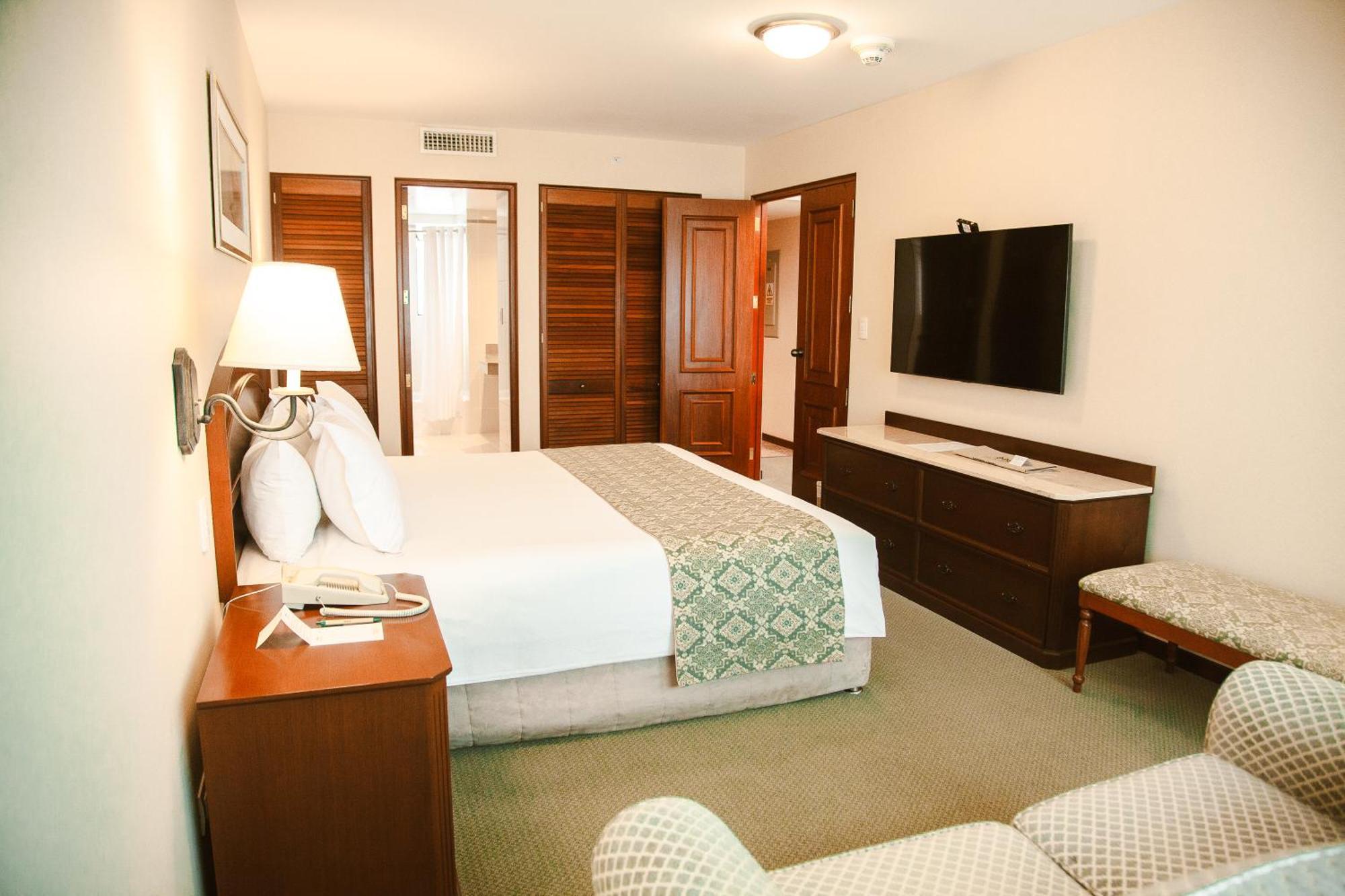 Hotel Tallanes Hotel&apart
