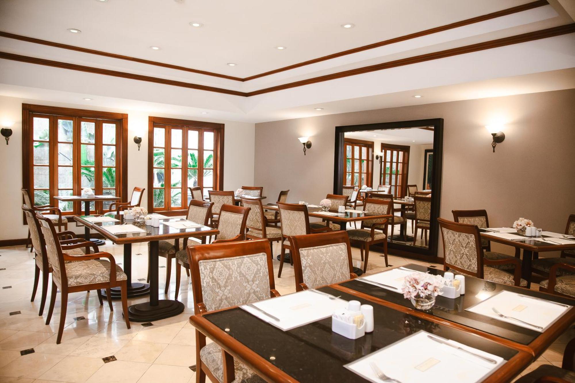Tallanes Hotel&apart Hotel